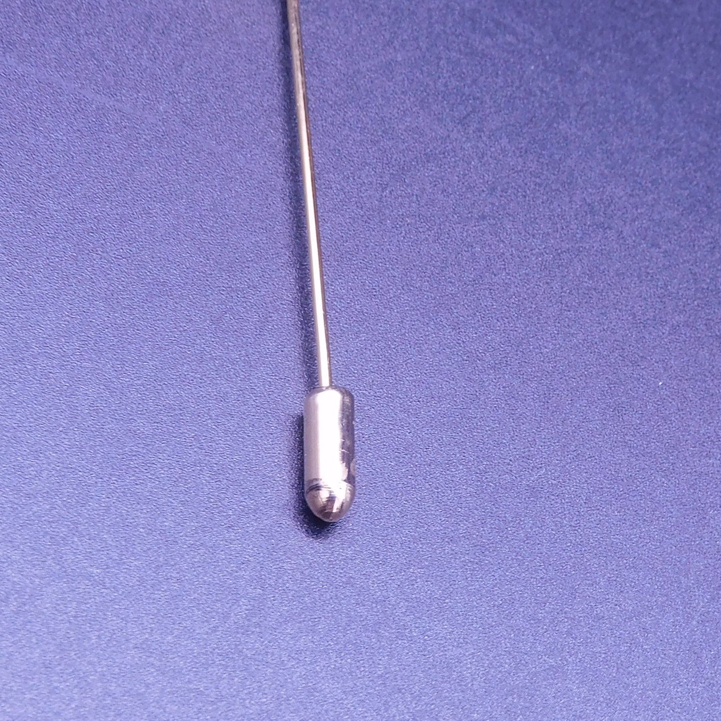 Glamour & Grace: Gold-Tone Lapel Pin with White Stone (7192c)