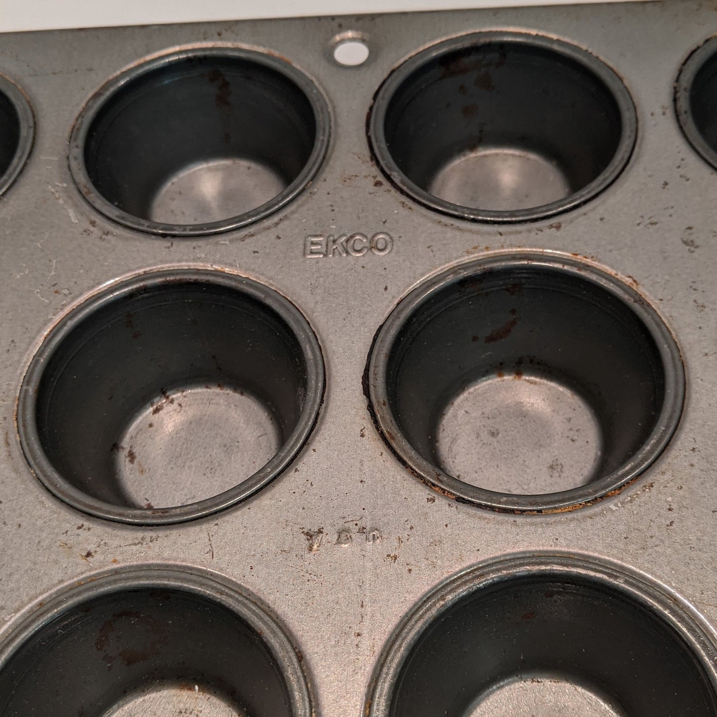 Vintage Mini Muffin Pan, 12 cup Cupcake Tin, Baking Kitchen Decor, Succulent Planter, Photo Prop (5805) FREE SHIPPING!!